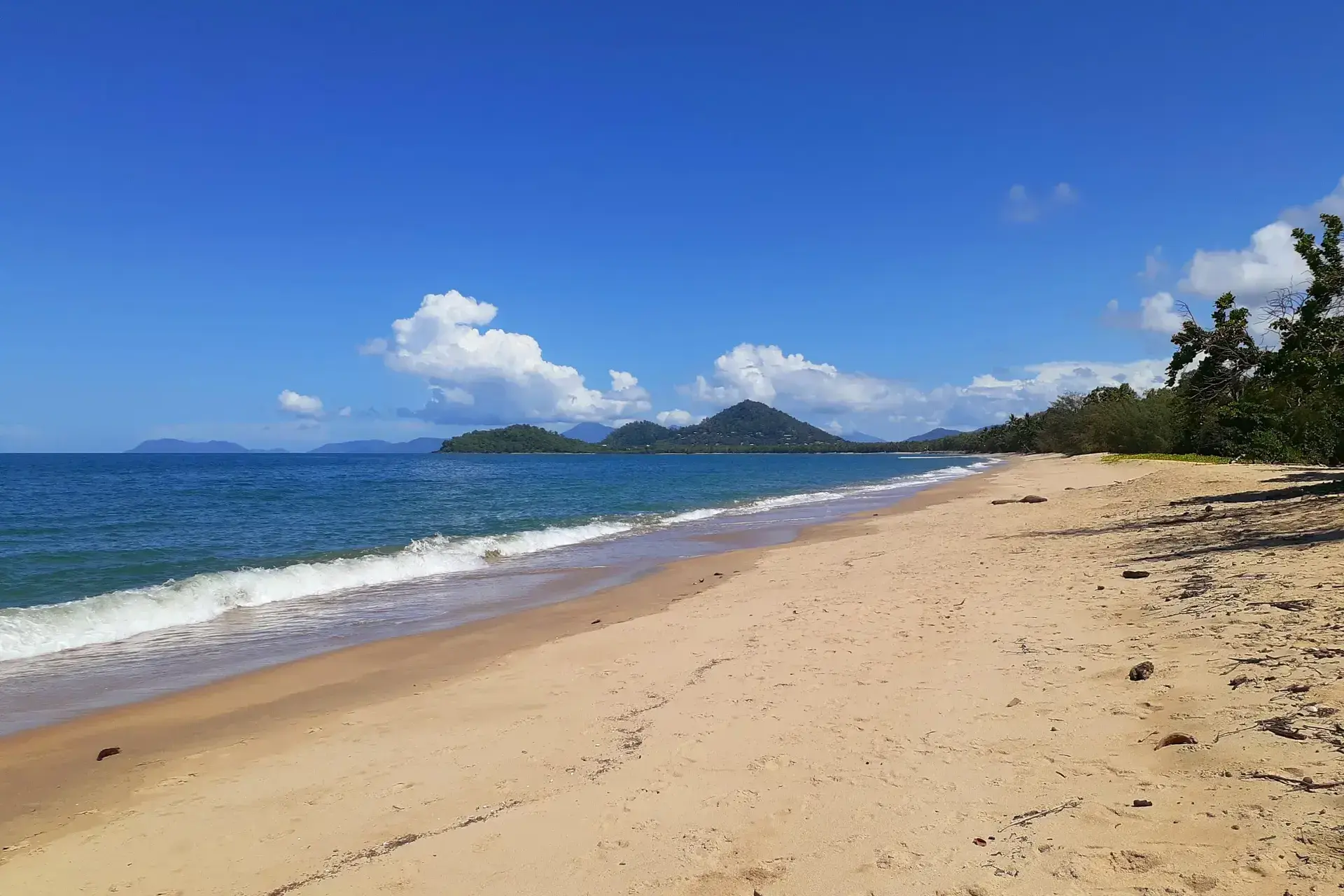 Extended view of Clifton Beach Tropical North Queensland