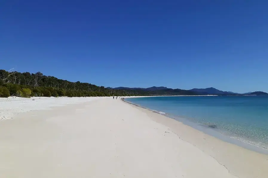 Full length view of Whitehaven Beach on Whitsunday Island