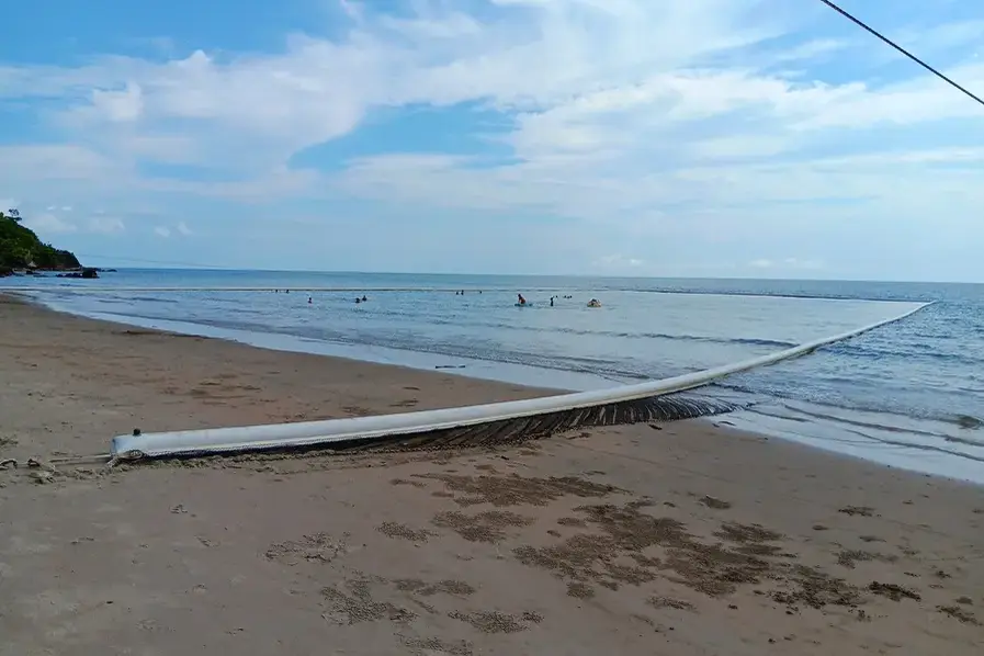 Stinger net extending out to the Coral Sea at Etty Bay in Tropical North Queensland